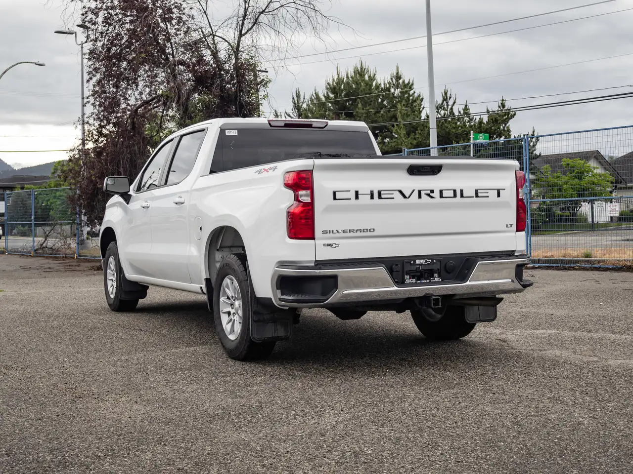 Chevrolet Silverado 1500 photo Chevrolet Silverado 1500
