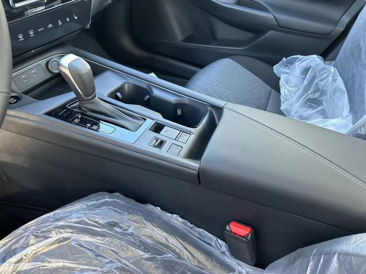 Nissan Sentra снимка Nissan Sentra
