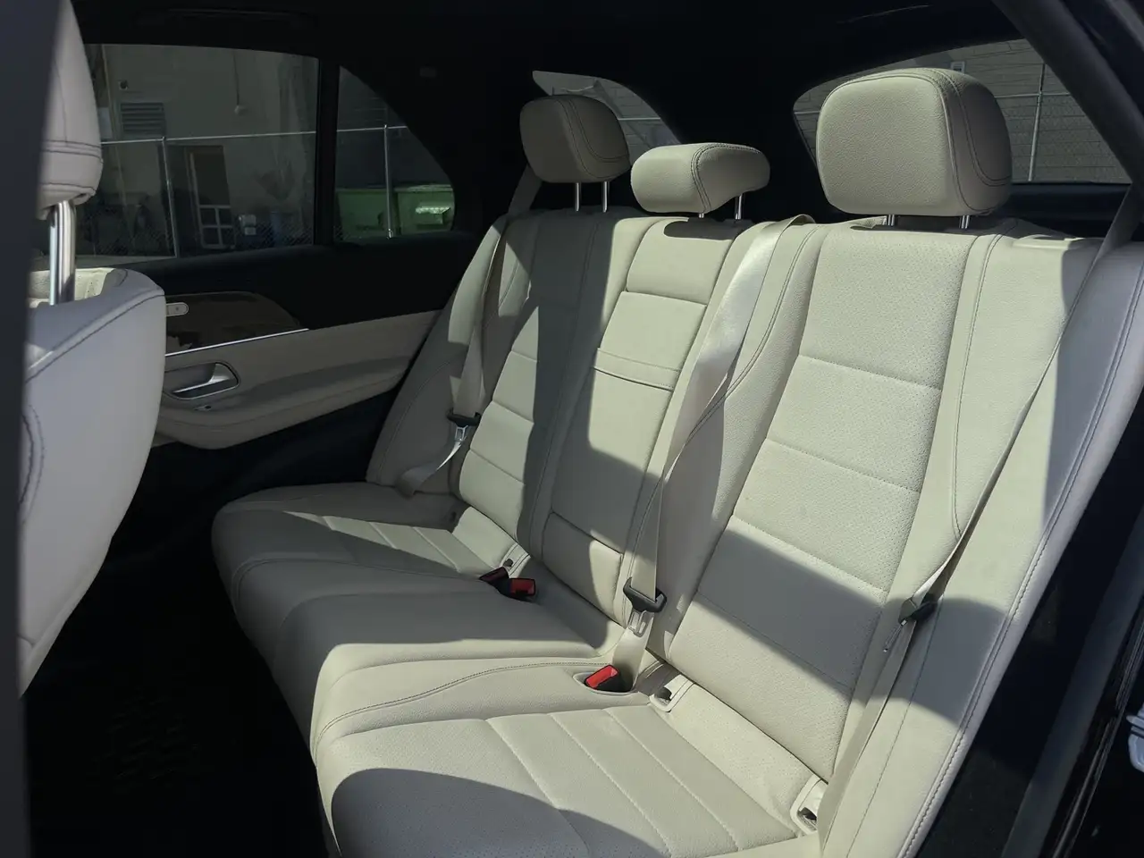 Mercedes-Benz GLE снимка Mercedes-Benz GLE