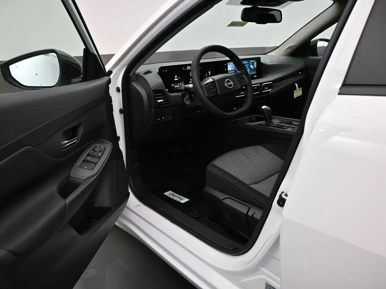 Nissan Sentra снимка Nissan Sentra