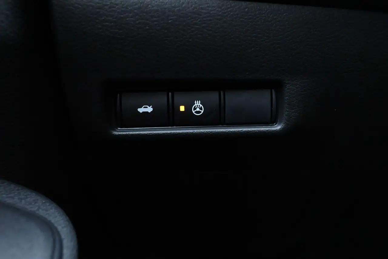 Nissan Sentra снимка Nissan Sentra