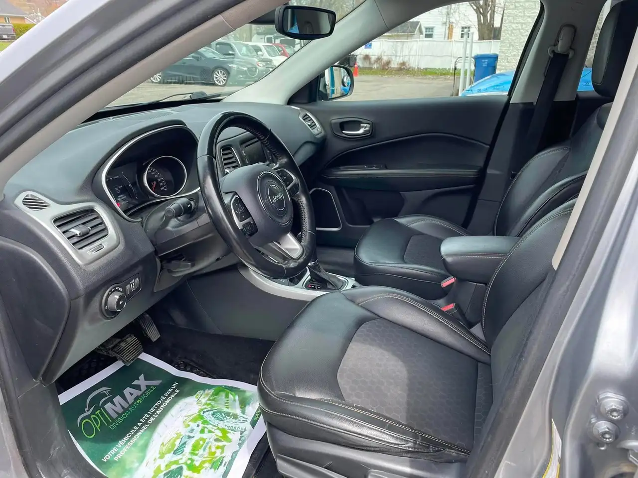 Jeep Compass photo Jeep Compass