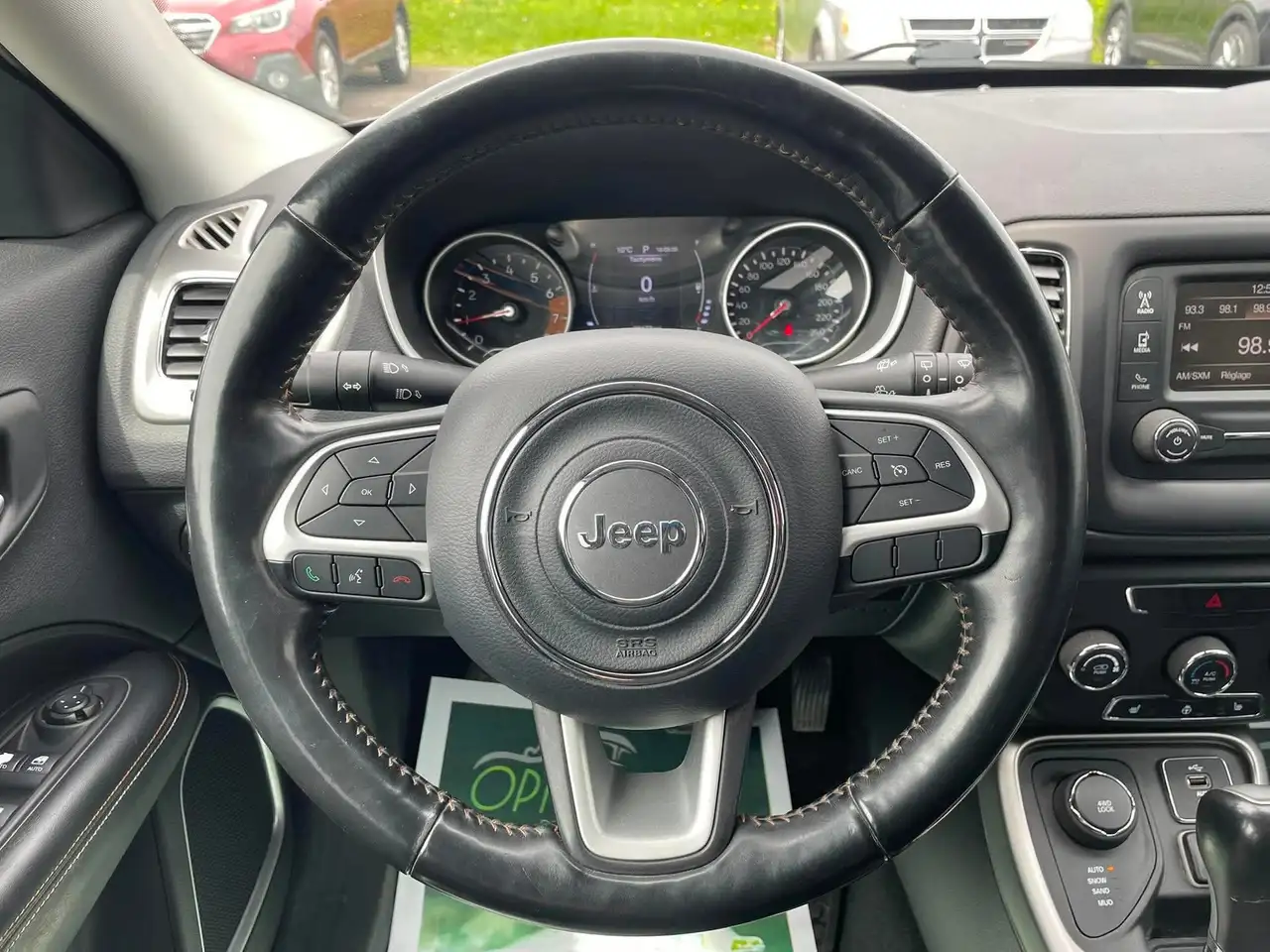 Jeep Compass photo Jeep Compass