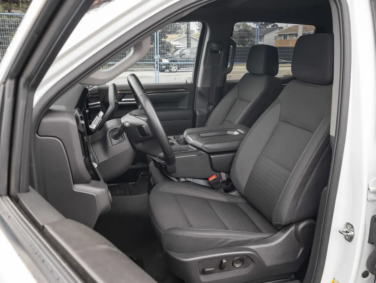 Chevrolet Silverado 1500 photo Chevrolet Silverado 1500