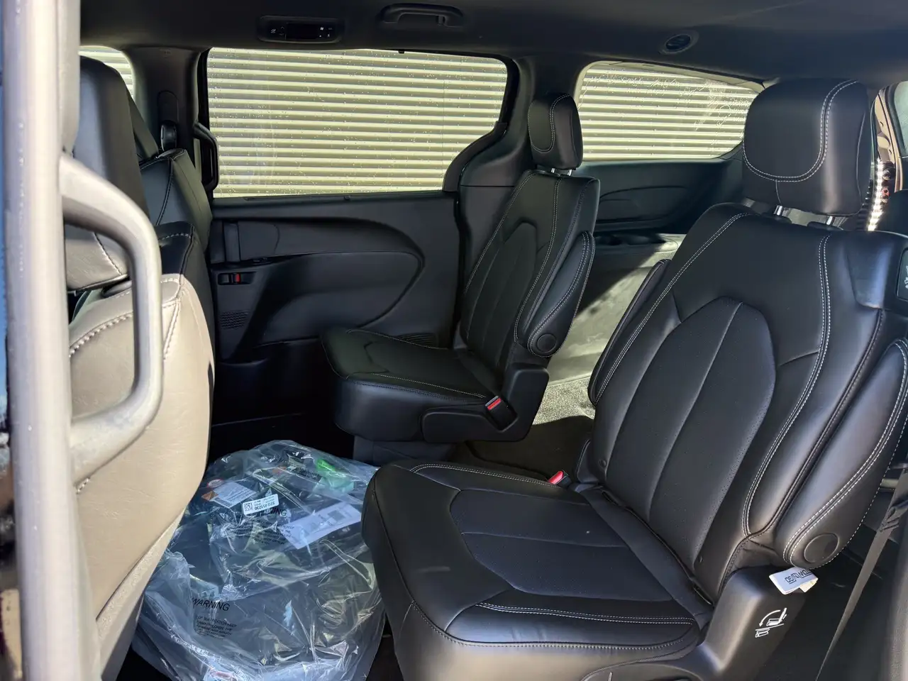 Chrysler Grand Caravan photo Chrysler Grand Caravan