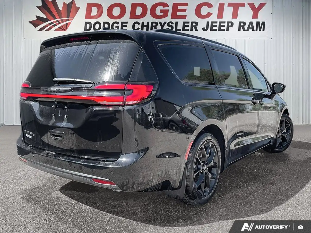 Chrysler Pacifica fotografie Chrysler Pacifica