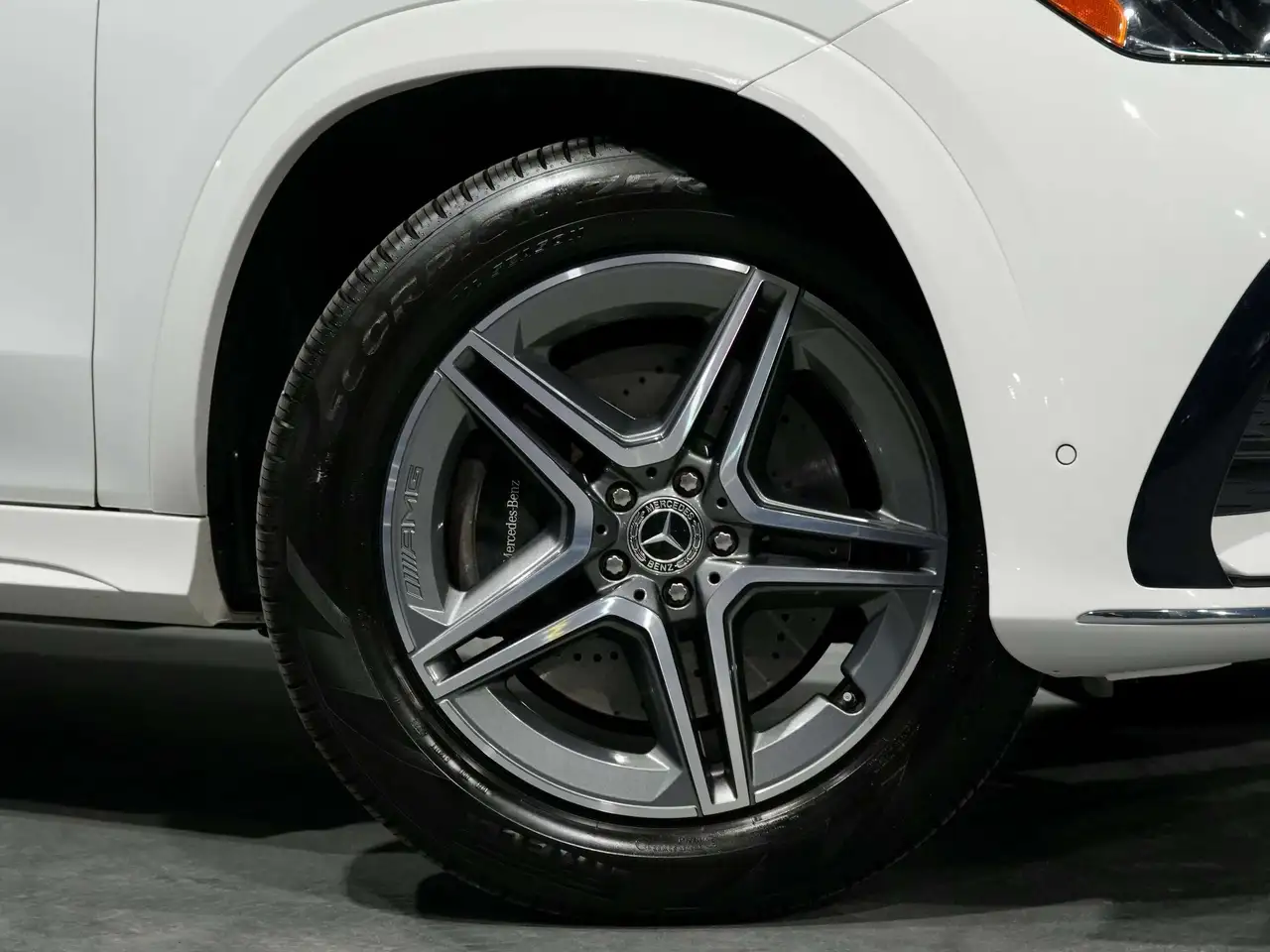 Mercedes-Benz GLE снимка Mercedes-Benz GLE
