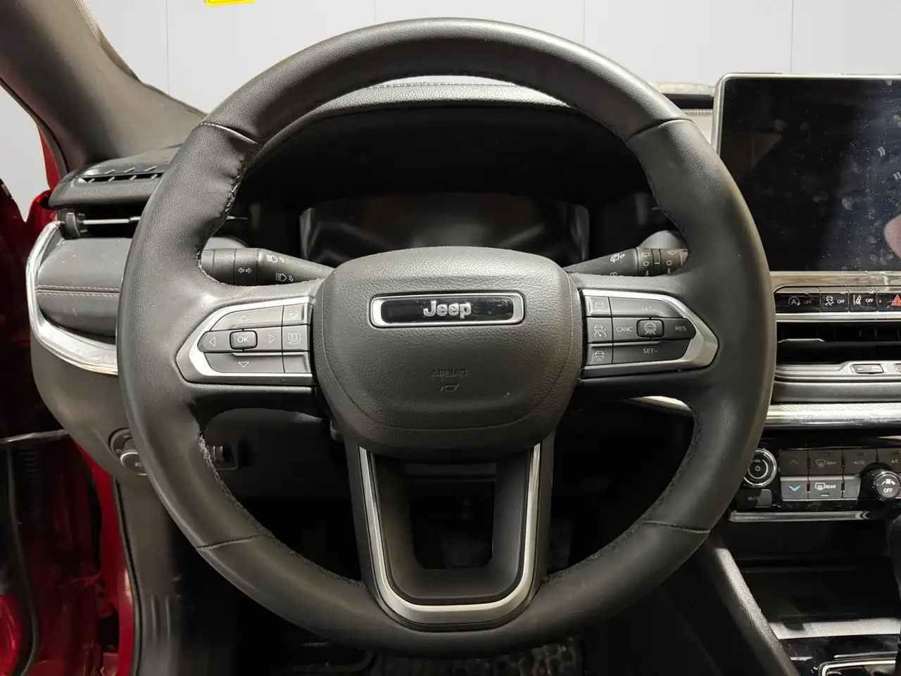 Jeep Compass снимка Jeep Compass