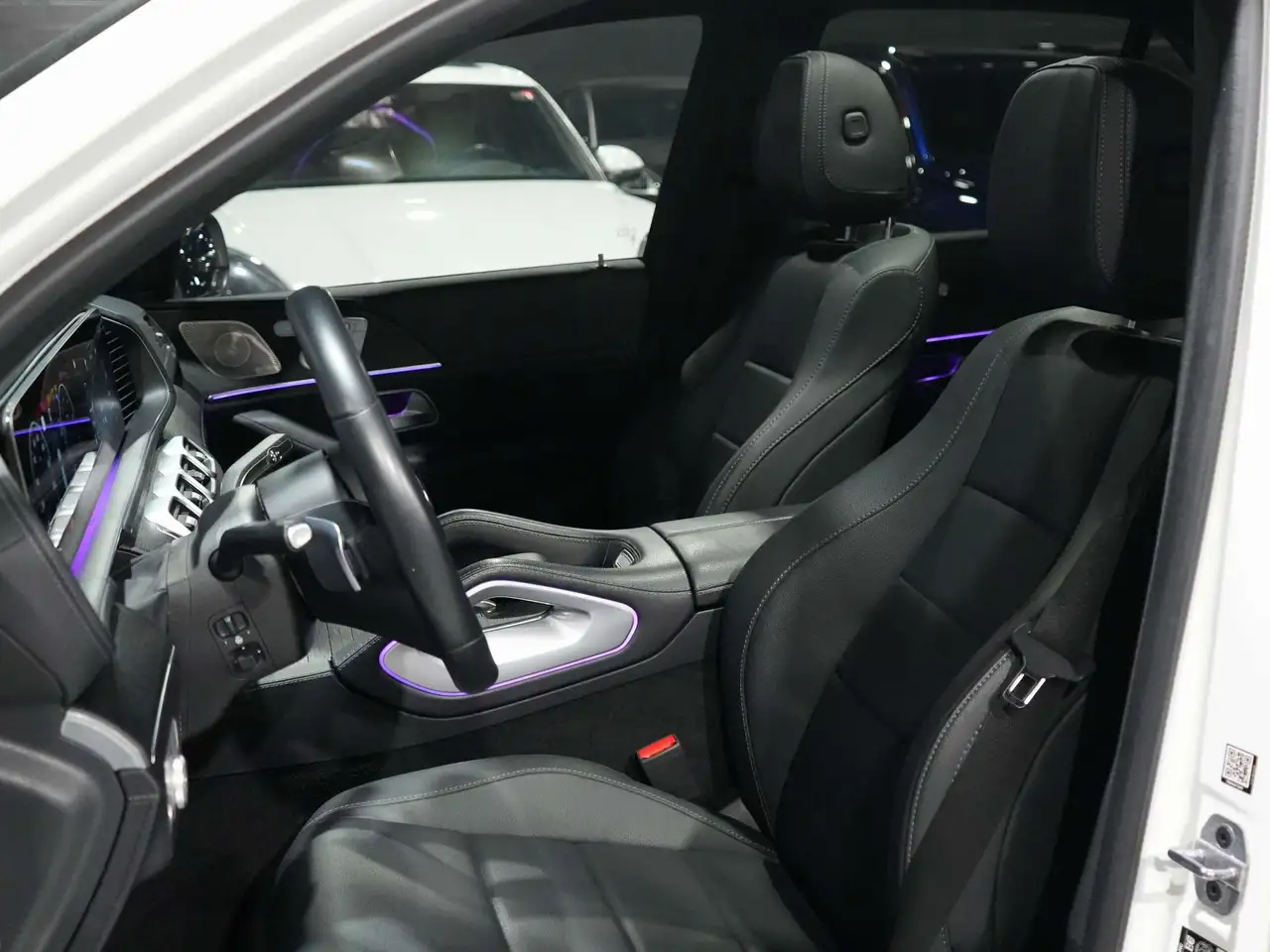 Mercedes-Benz GLE снимка Mercedes-Benz GLE