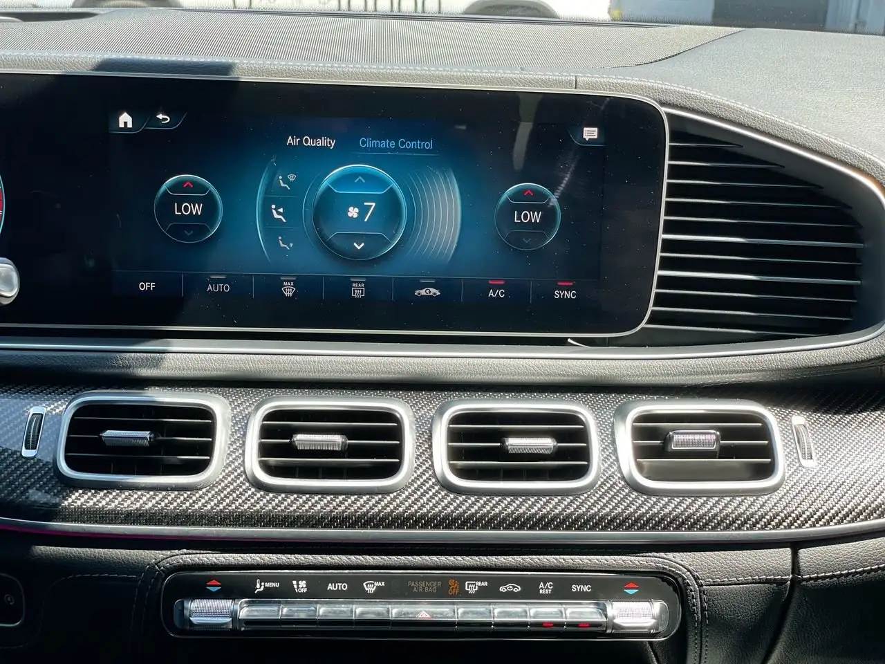 Mercedes-Benz GLE снимка Mercedes-Benz GLE