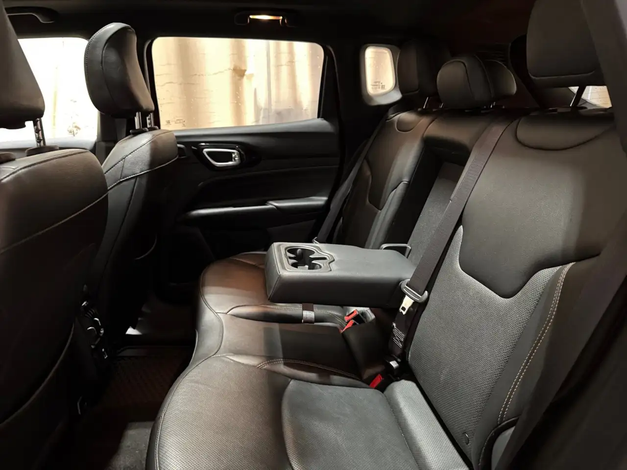 Jeep Compass снимка Jeep Compass