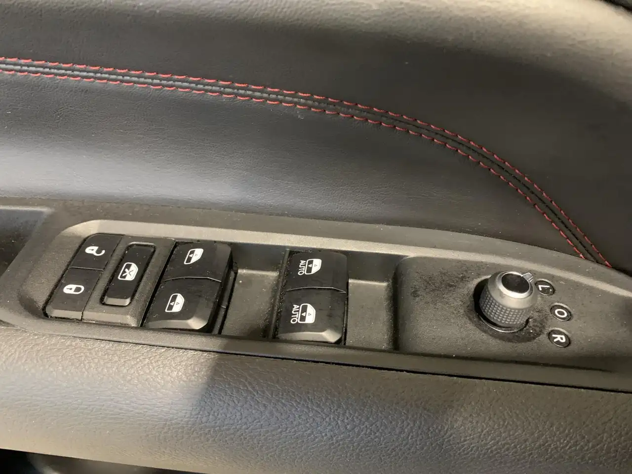 Jeep Compass снимка Jeep Compass