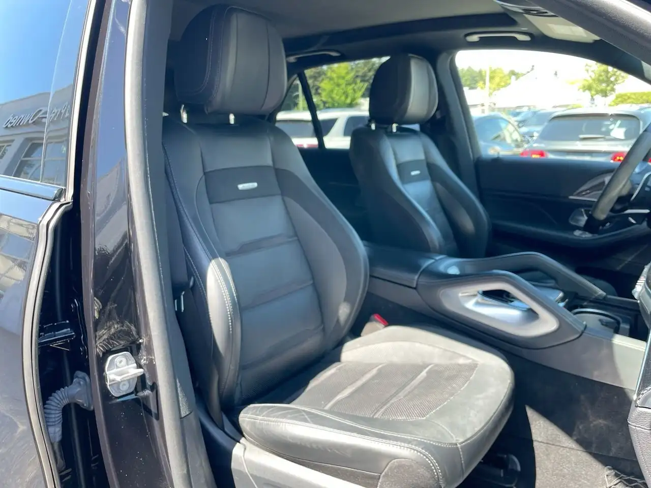 Mercedes-Benz GLE снимка Mercedes-Benz GLE