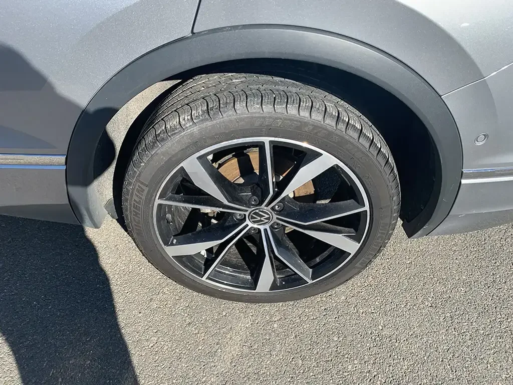 Volkswagen Tiguan снимка Volkswagen Tiguan