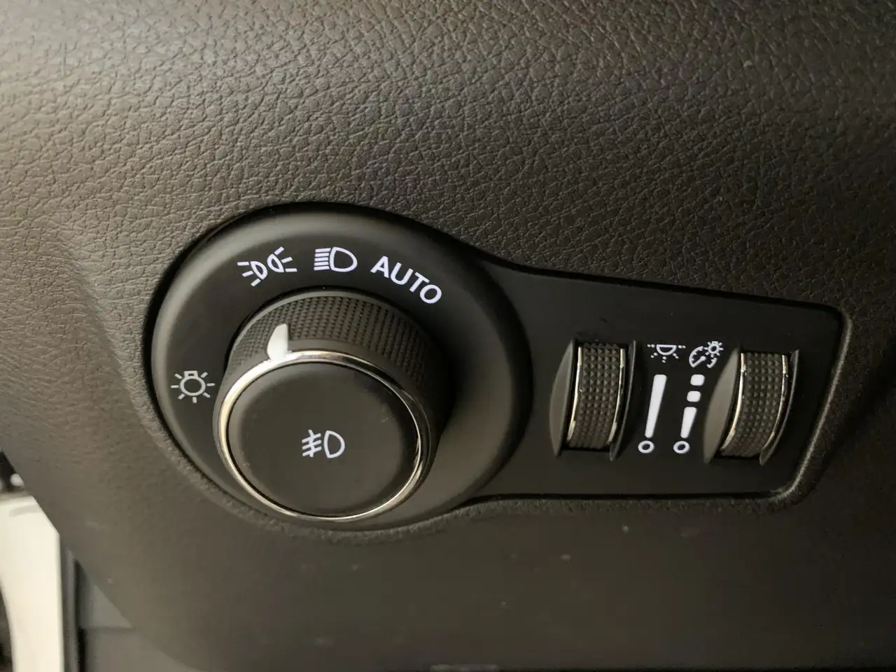 Jeep Compass снимка Jeep Compass