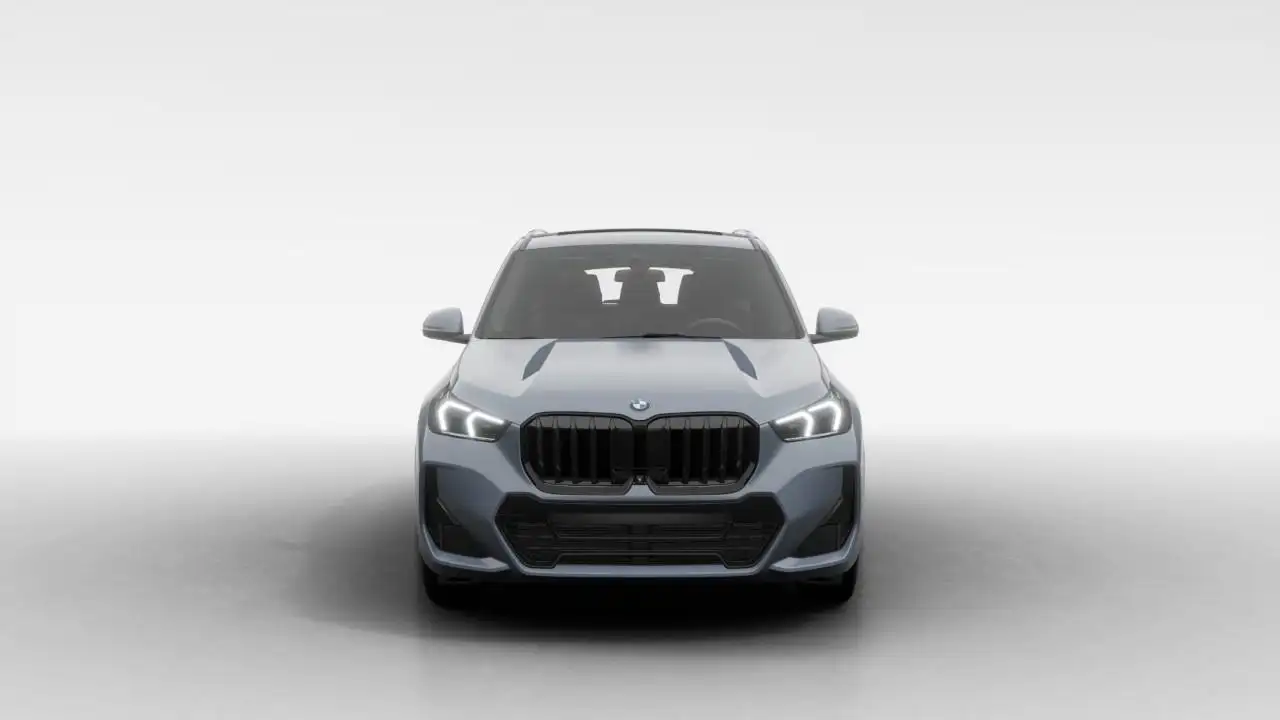 BMW X1 снимка BMW X1