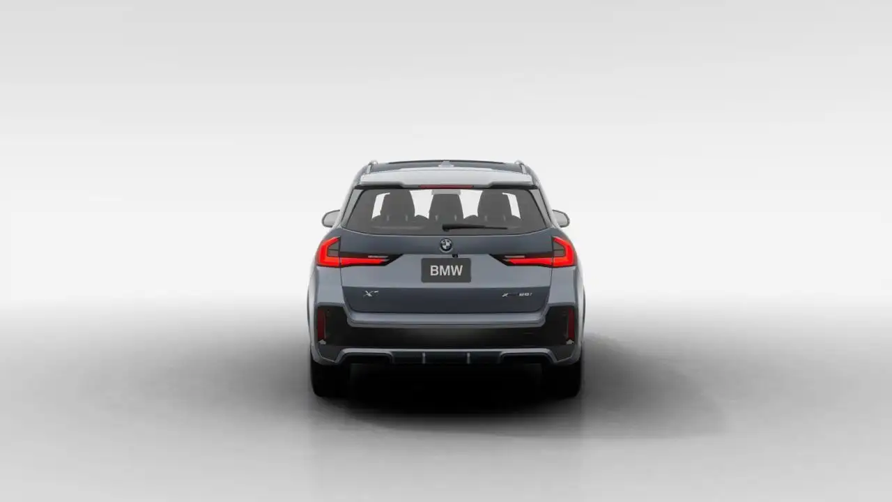 BMW X1 снимка BMW X1