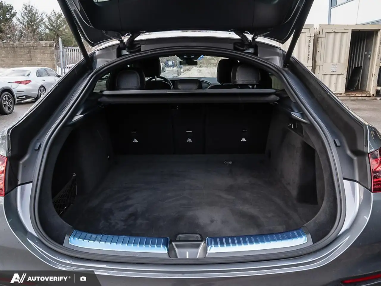 Mercedes-Benz GLE снимка Mercedes-Benz GLE