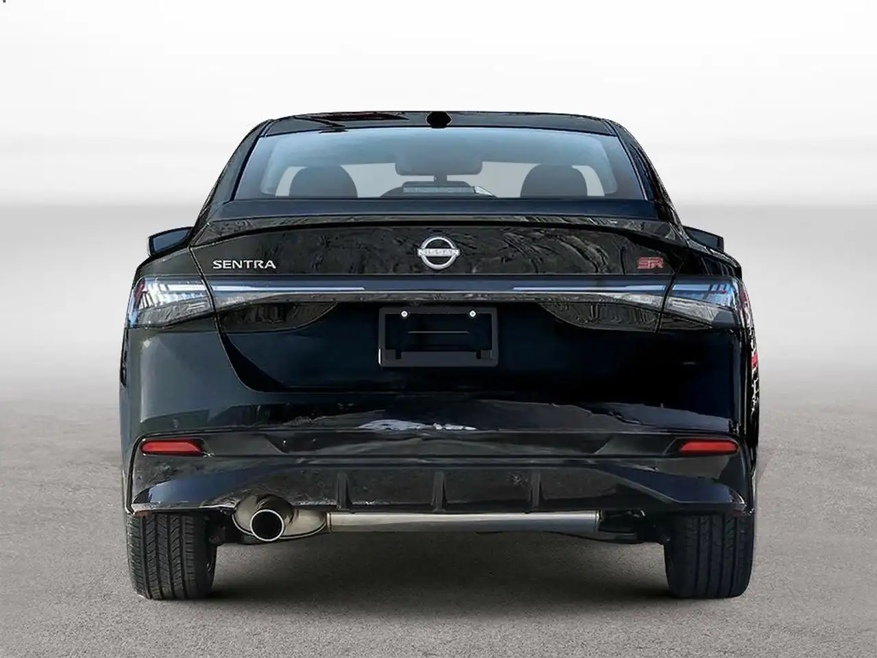 Nissan Sentra fotografie Nissan Sentra