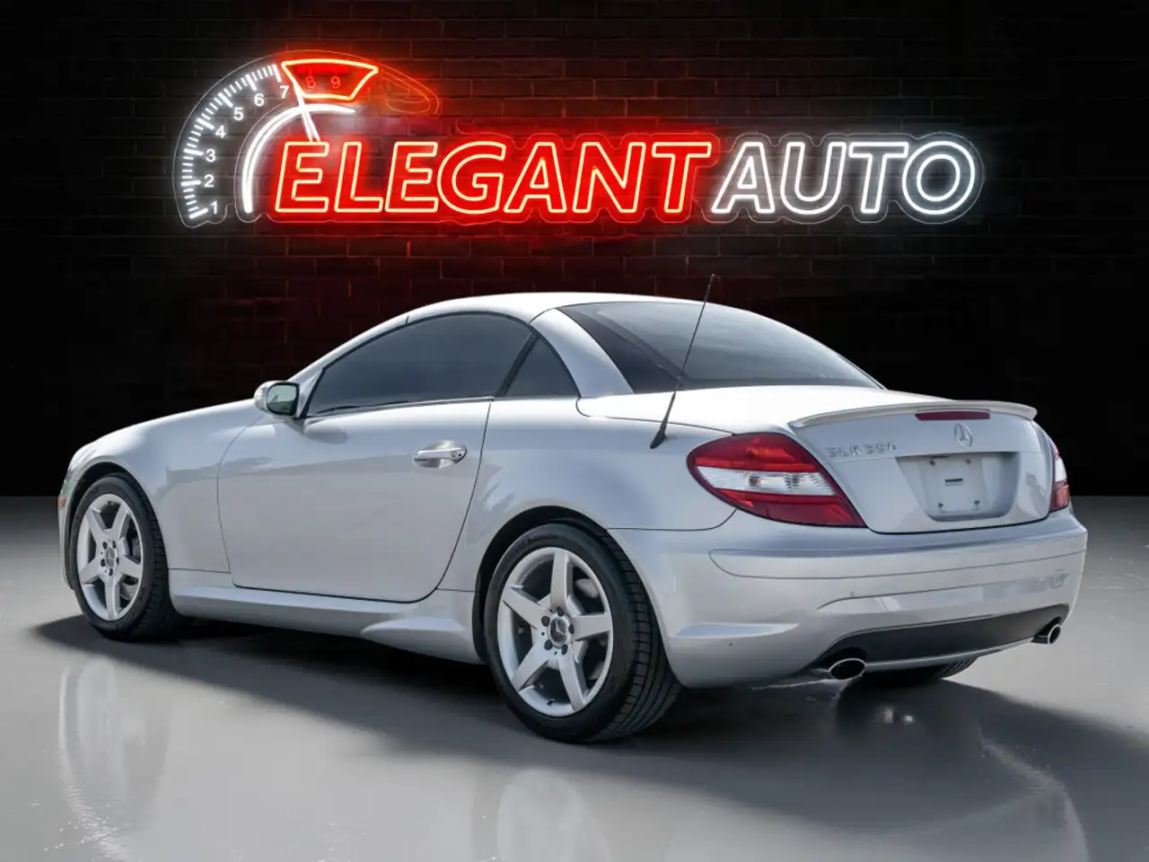 Mercedes-Benz SLK снимка Mercedes-Benz SLK