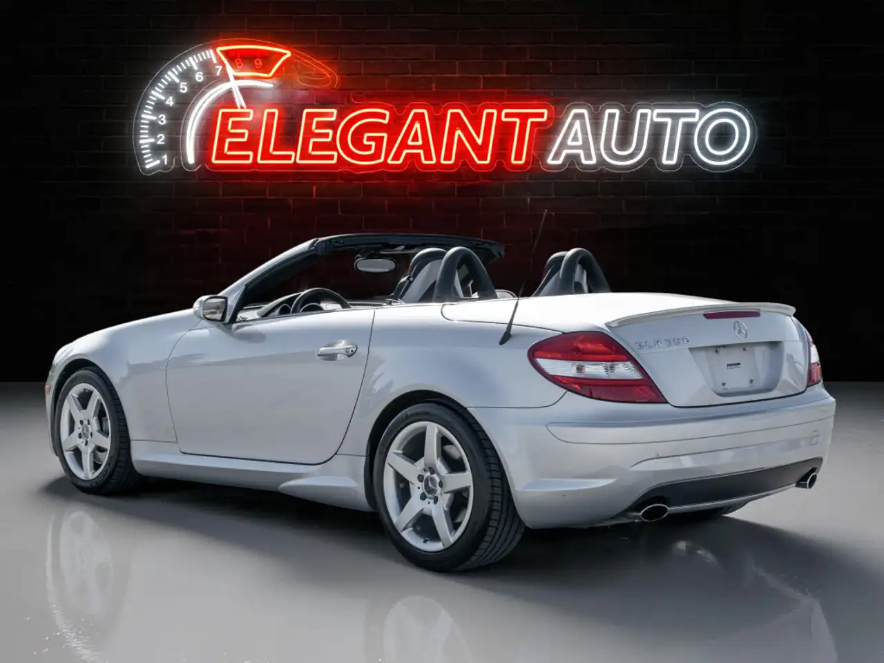 Mercedes-Benz SLK снимка Mercedes-Benz SLK