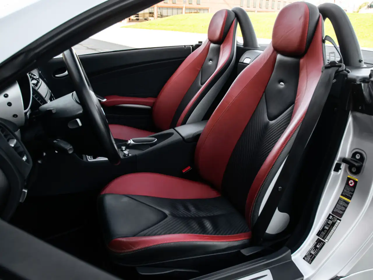 Mercedes-Benz SLK снимка Mercedes-Benz SLK