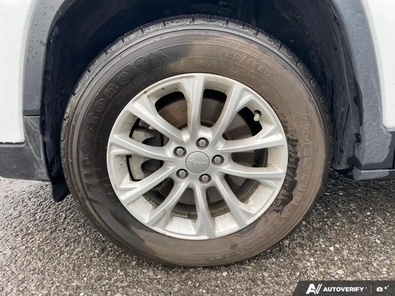 Jeep Cherokee снимка Jeep Cherokee