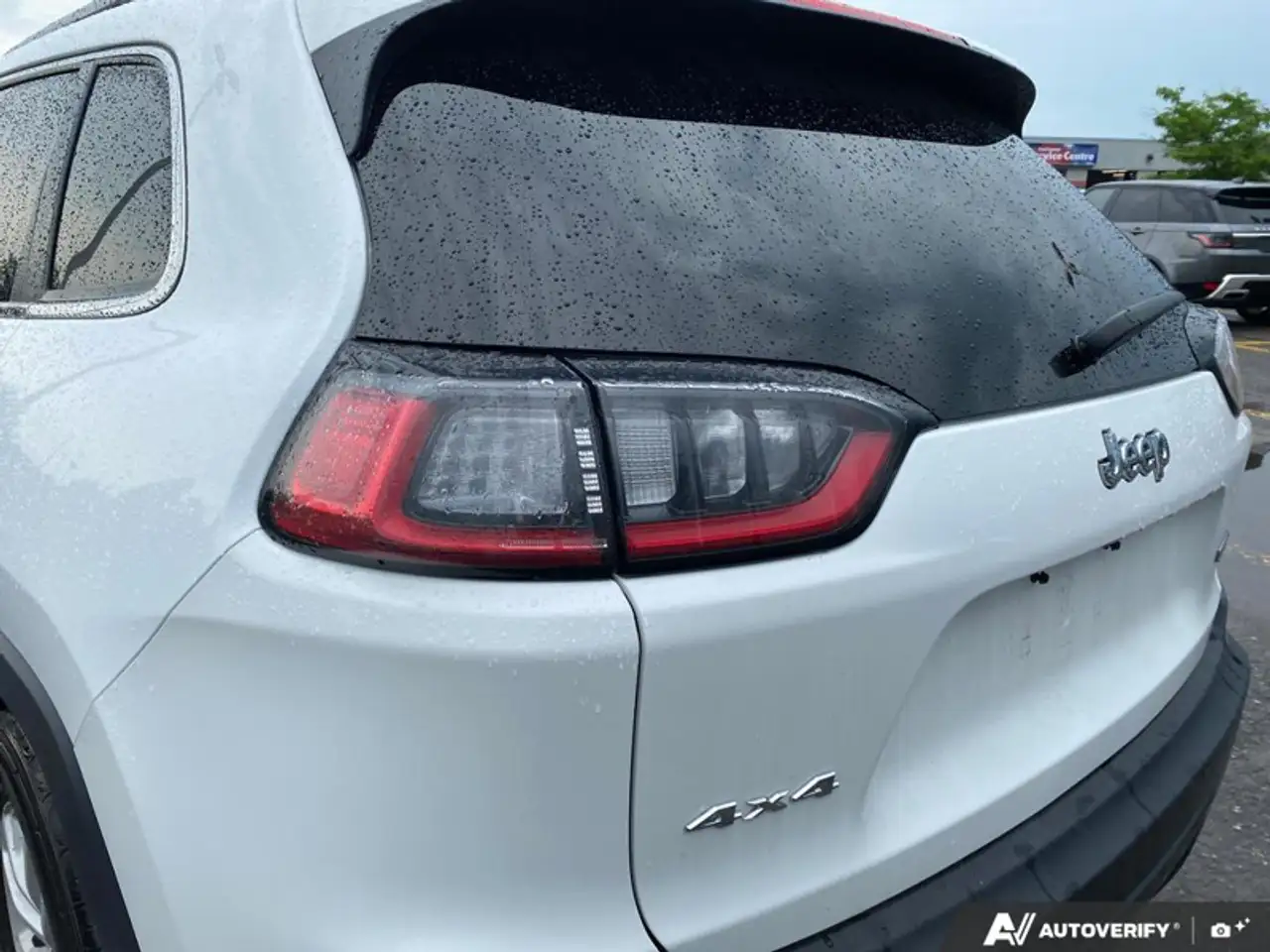 Jeep Cherokee снимка Jeep Cherokee