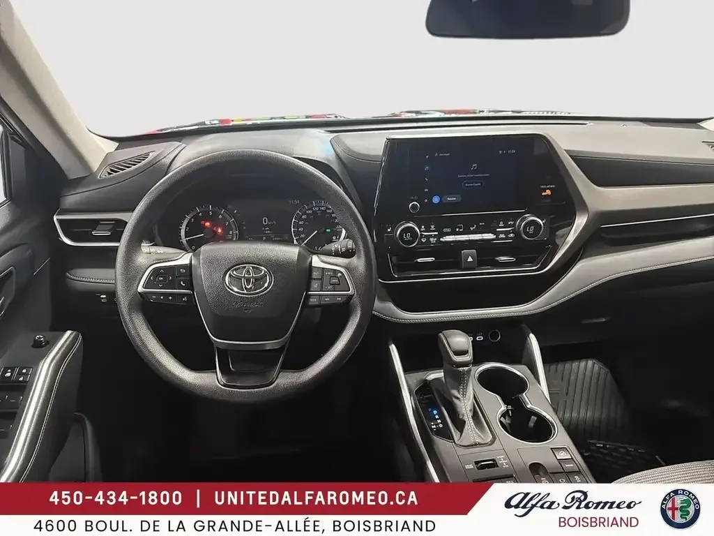 Toyota Highlander снимка Toyota Highlander