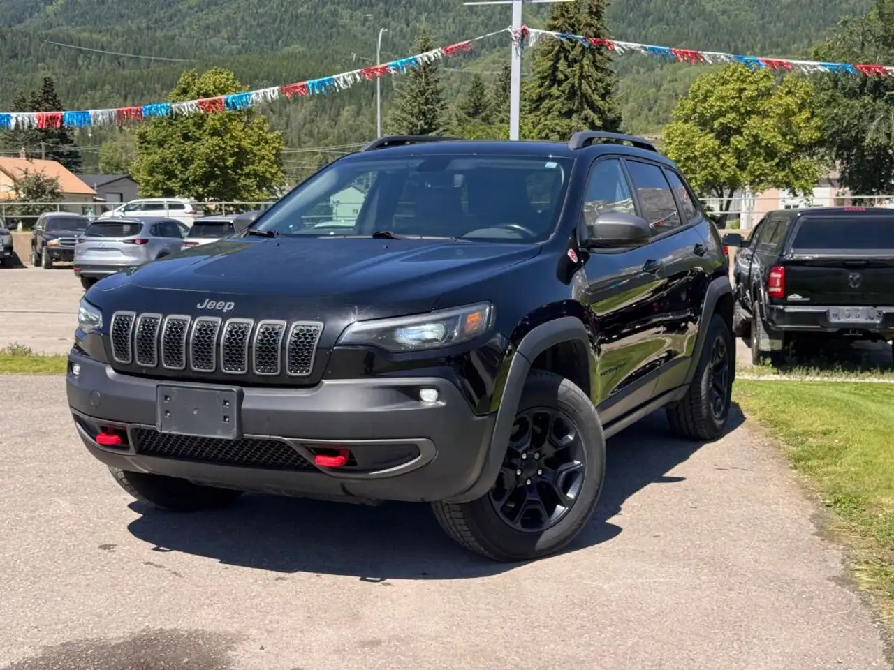 Jeep Cherokee photo Jeep Cherokee