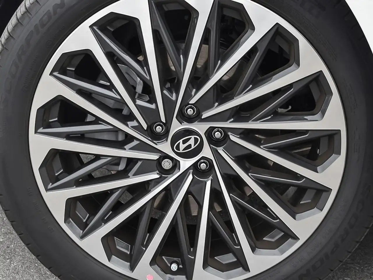 Hyundai PALISADE photo Hyundai PALISADE