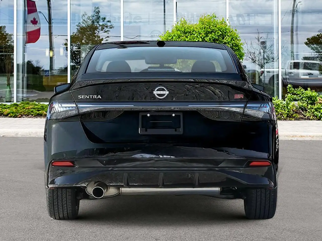 Nissan Sentra снимка Nissan Sentra