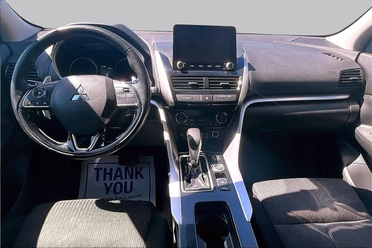 Mitsubishi Eclipse Cross снимка Mitsubishi Eclipse Cross