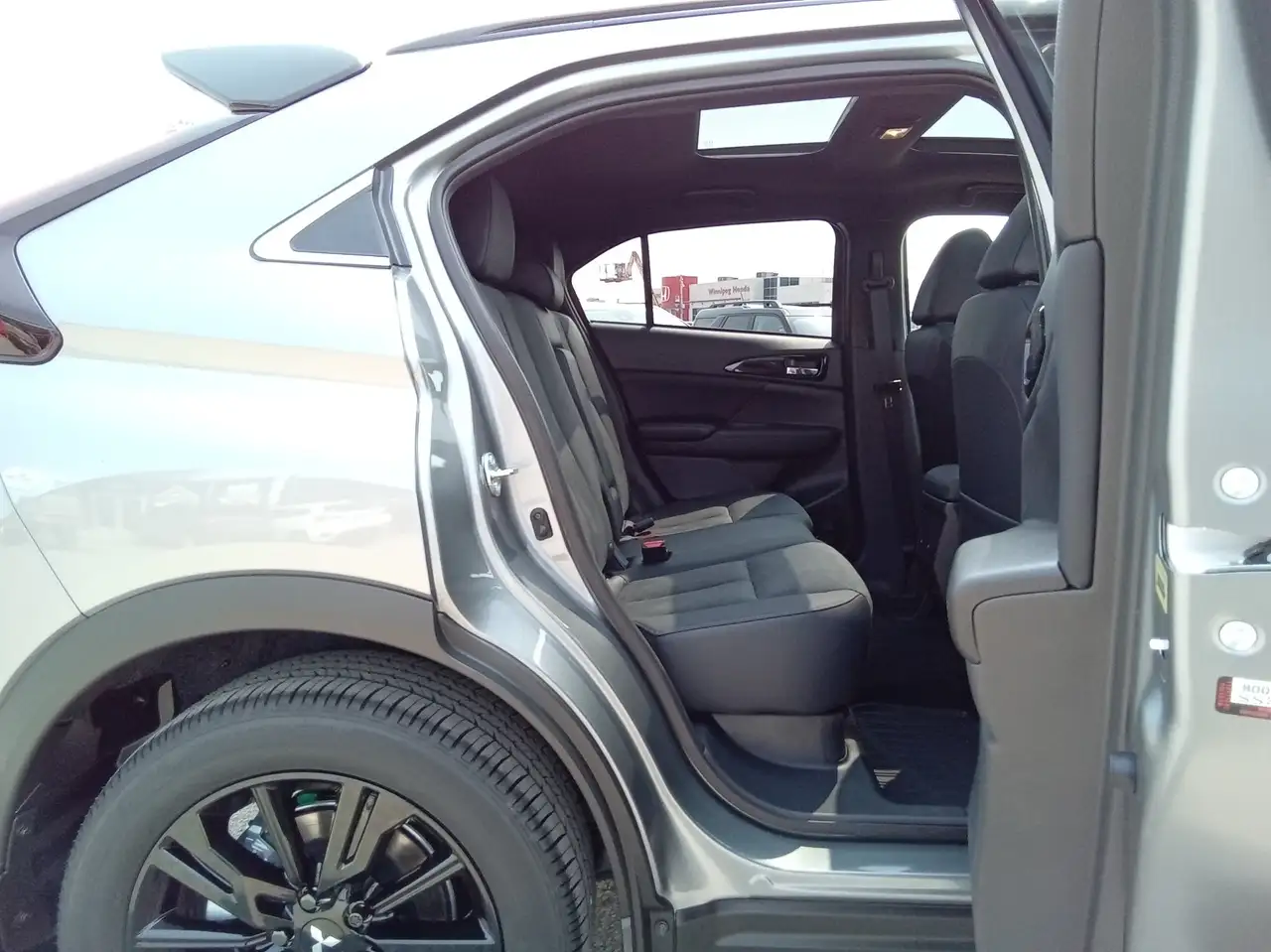 Mitsubishi Eclipse Cross photo Mitsubishi Eclipse Cross