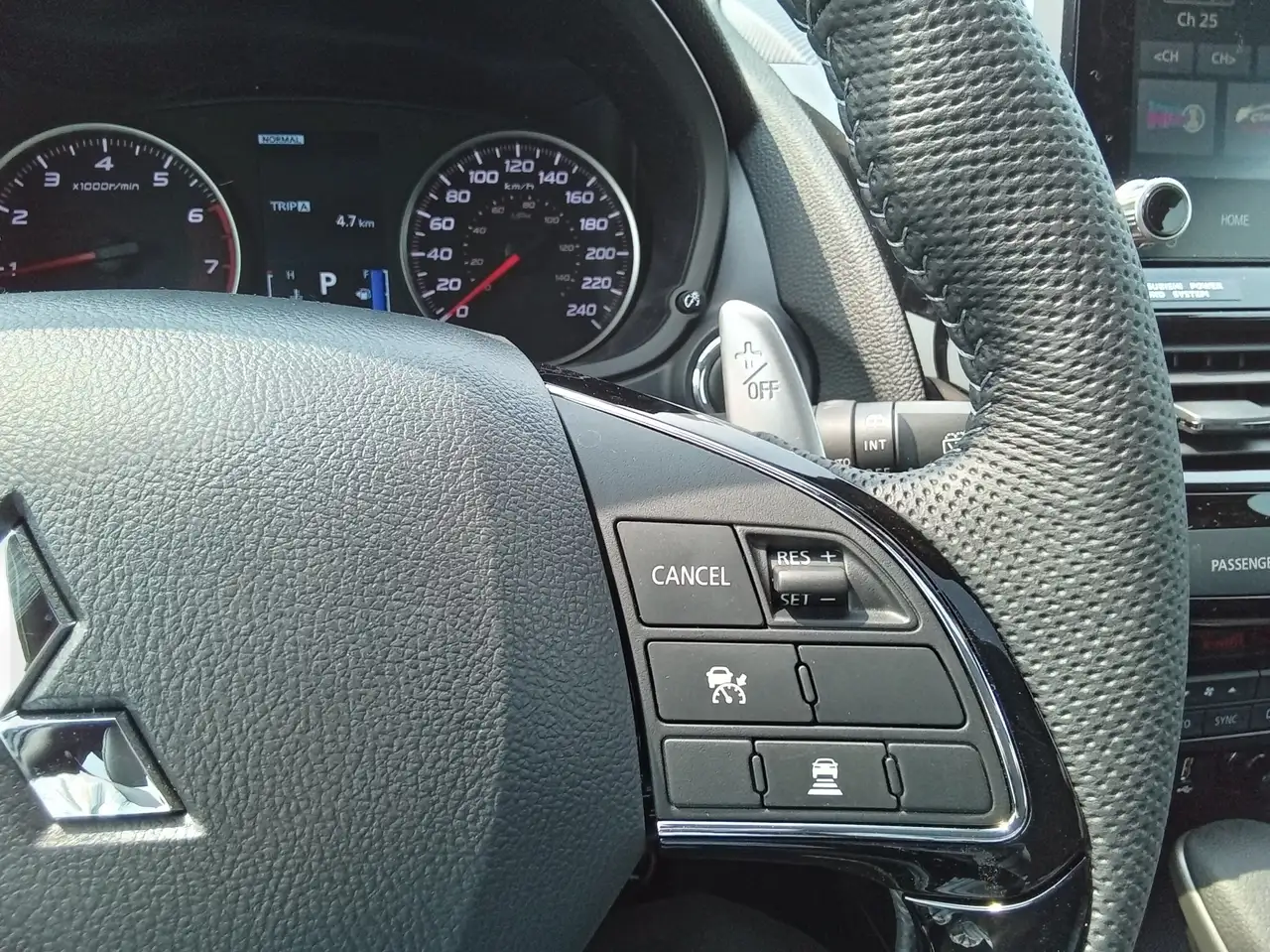 Mitsubishi Eclipse Cross photo Mitsubishi Eclipse Cross