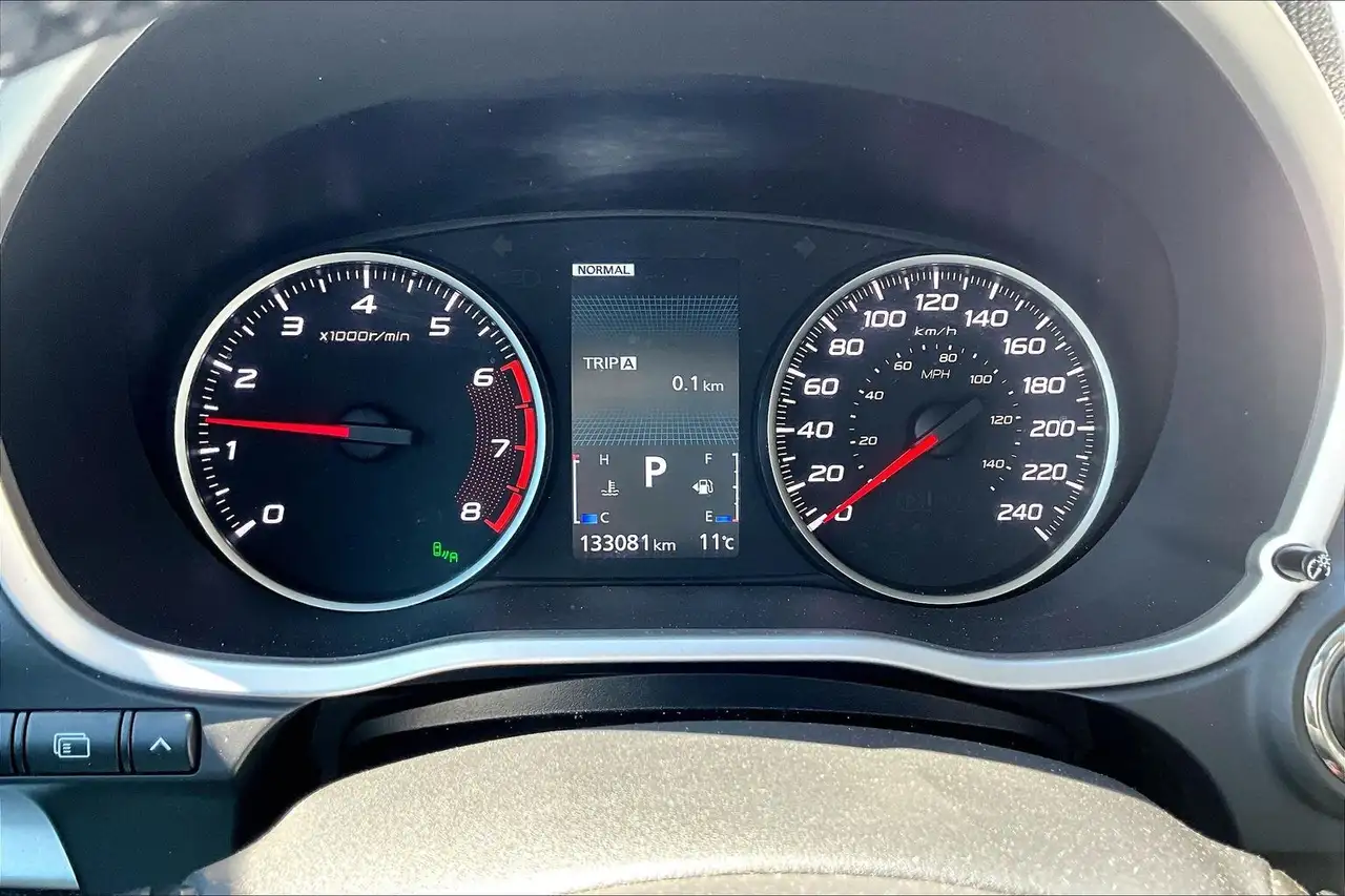 Mitsubishi Eclipse Cross снимка Mitsubishi Eclipse Cross