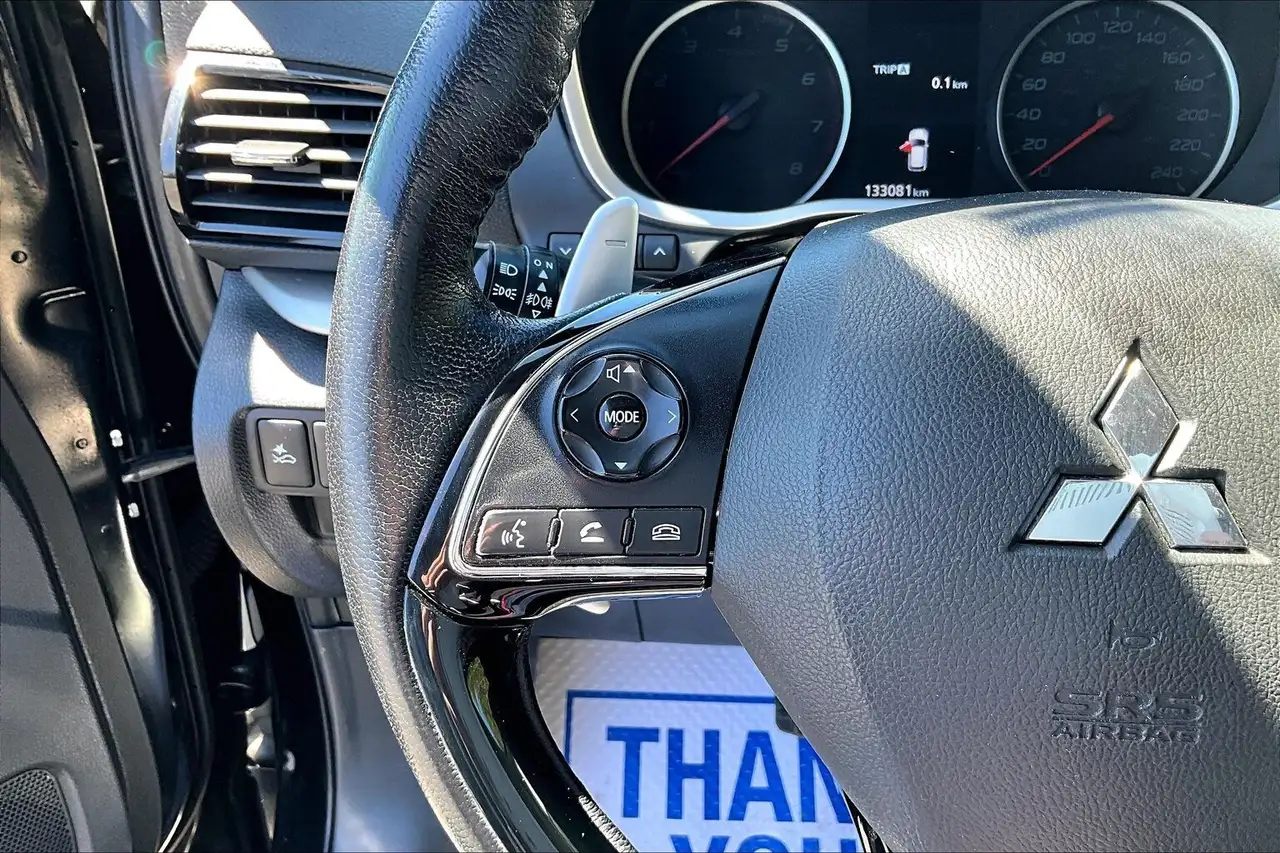 Mitsubishi Eclipse Cross снимка Mitsubishi Eclipse Cross