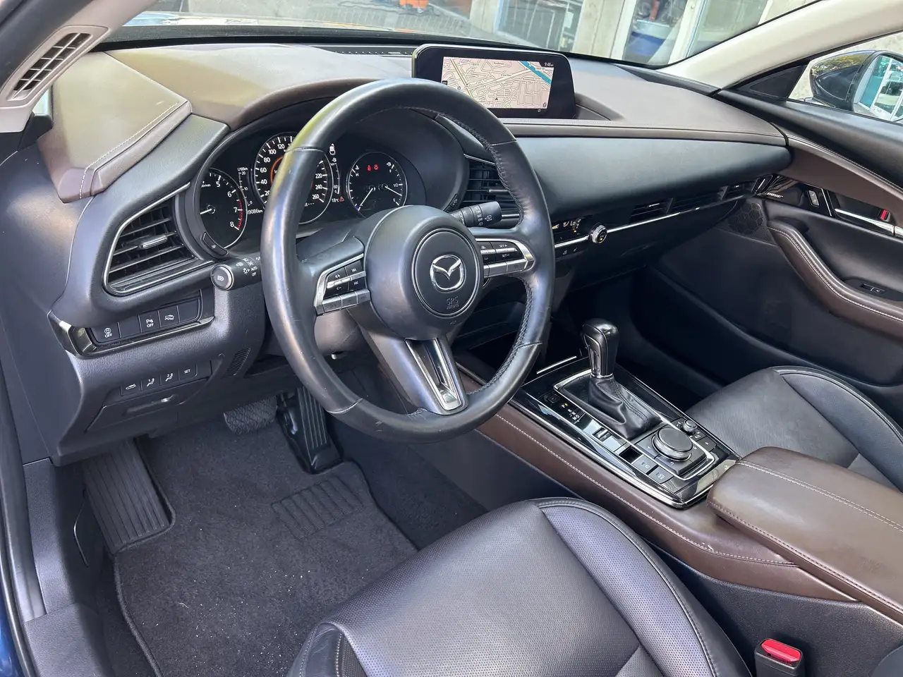 Mazda CX-30 снимка Mazda CX-30