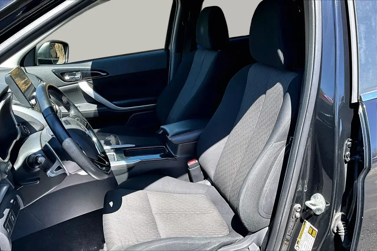Mitsubishi Eclipse Cross снимка Mitsubishi Eclipse Cross