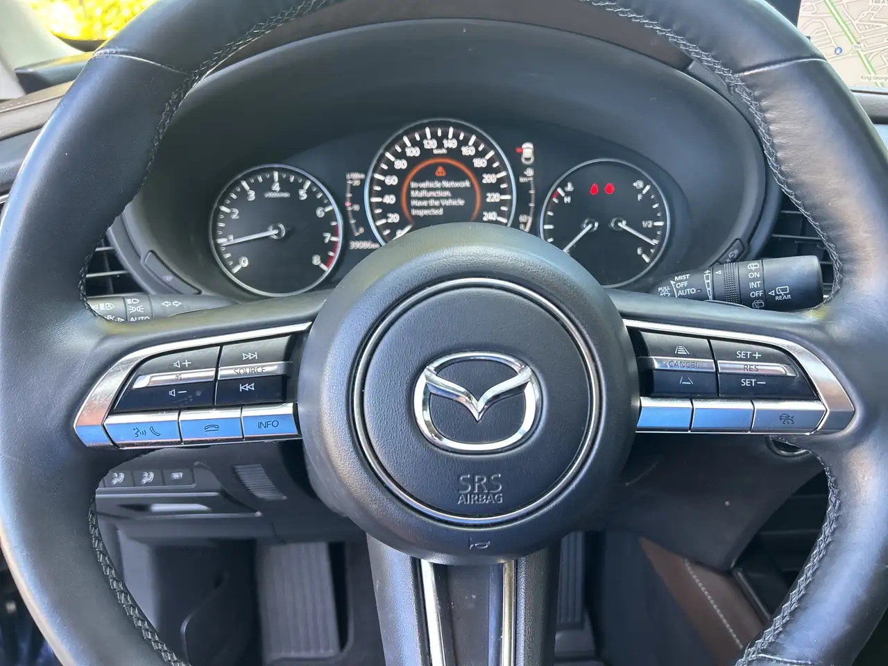 Mazda CX-30 снимка Mazda CX-30