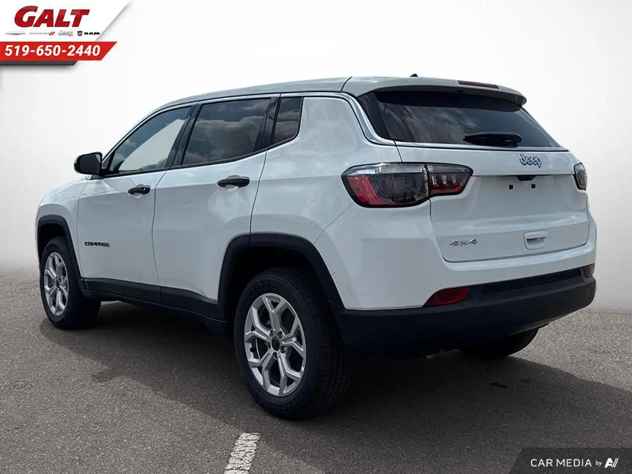 Jeep Compass photo Jeep Compass