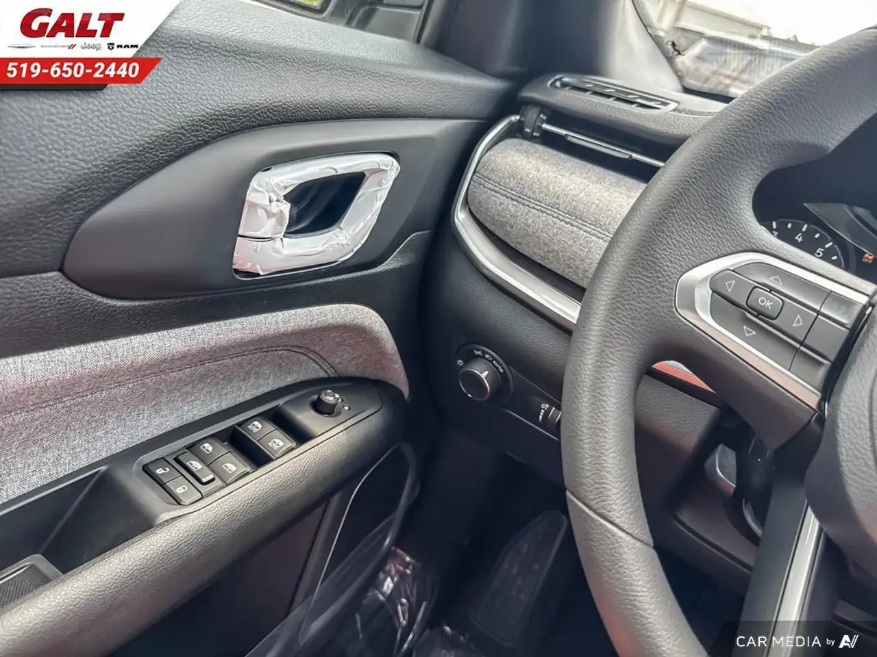 Jeep Compass photo Jeep Compass