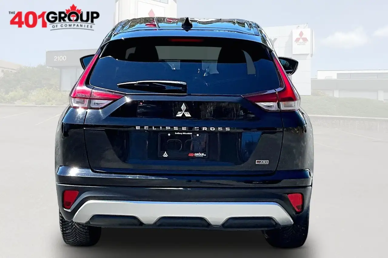 Mitsubishi Eclipse Cross снимка Mitsubishi Eclipse Cross