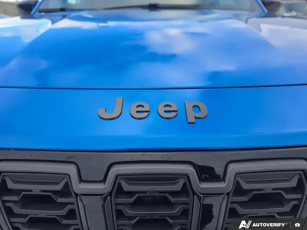 Jeep Cherokee снимка Jeep Cherokee
