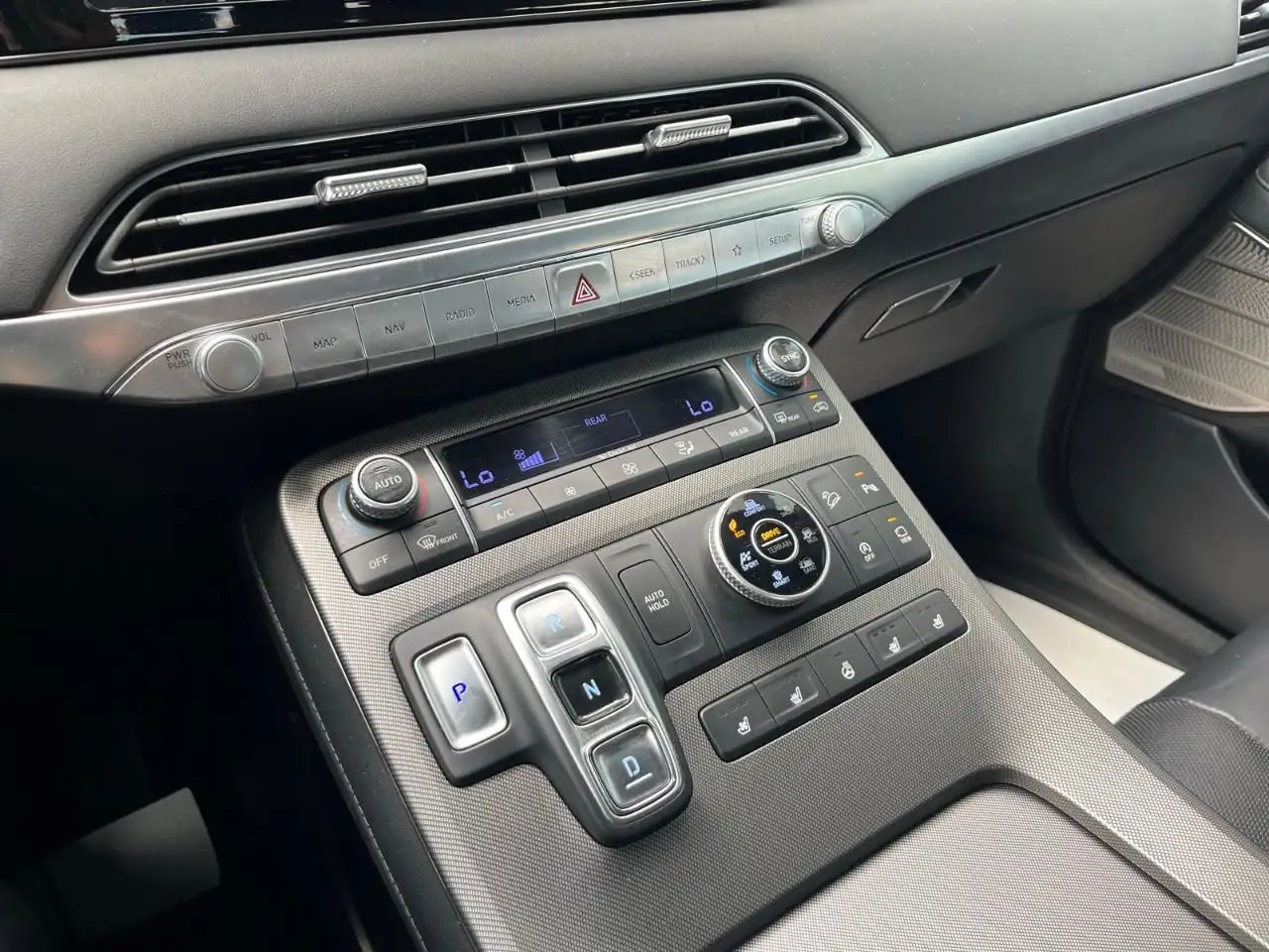 Hyundai PALISADE photo Hyundai PALISADE