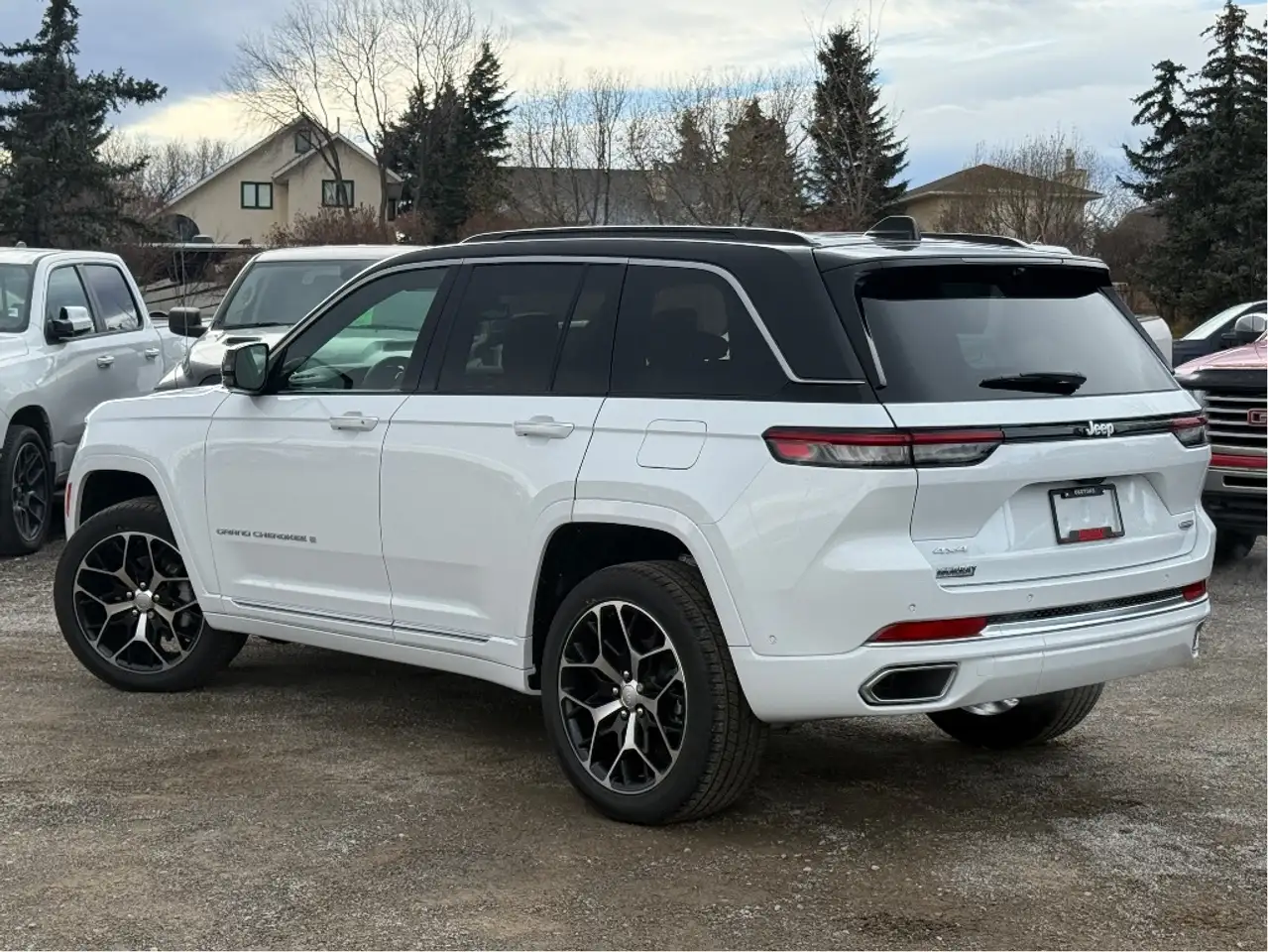 Jeep Grand Cherokee снимка Jeep Grand Cherokee