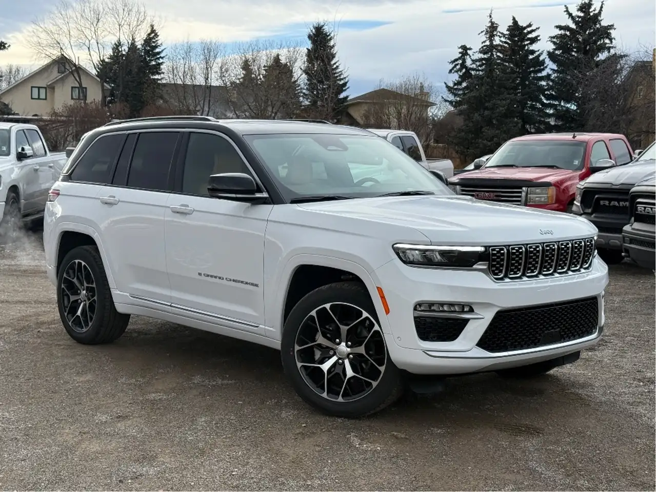 Jeep Grand Cherokee снимка Jeep Grand Cherokee