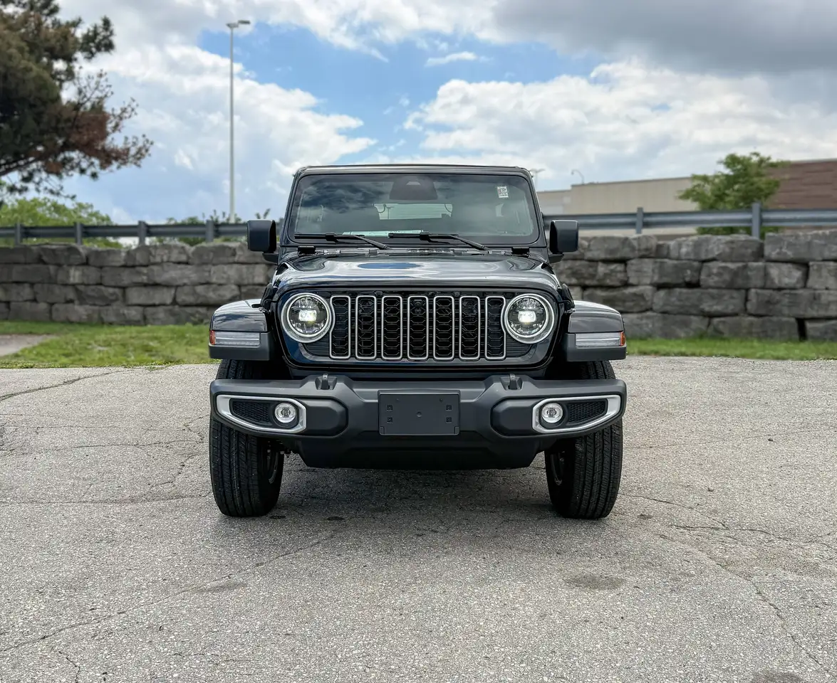 Jeep Wrangler photo Jeep Wrangler