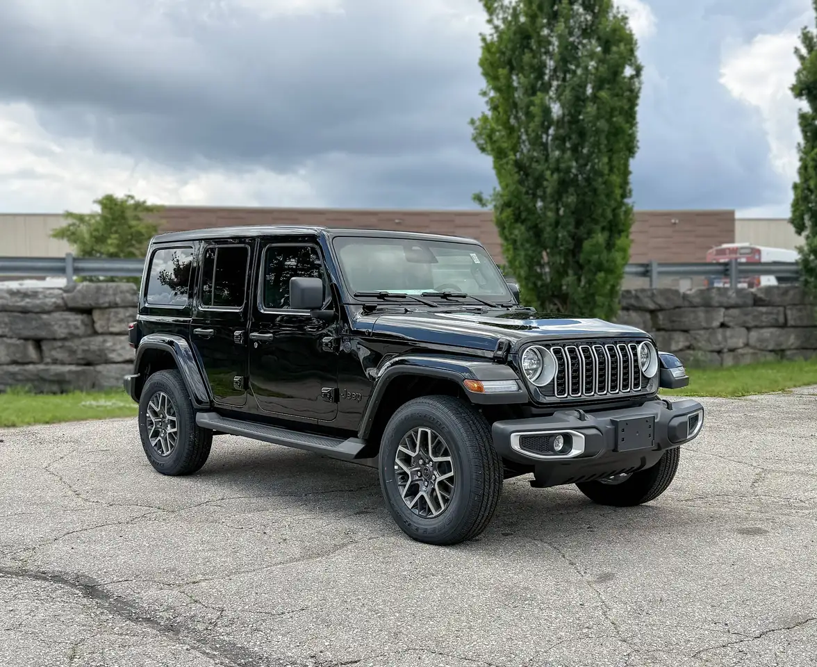 Jeep Wrangler photo Jeep Wrangler