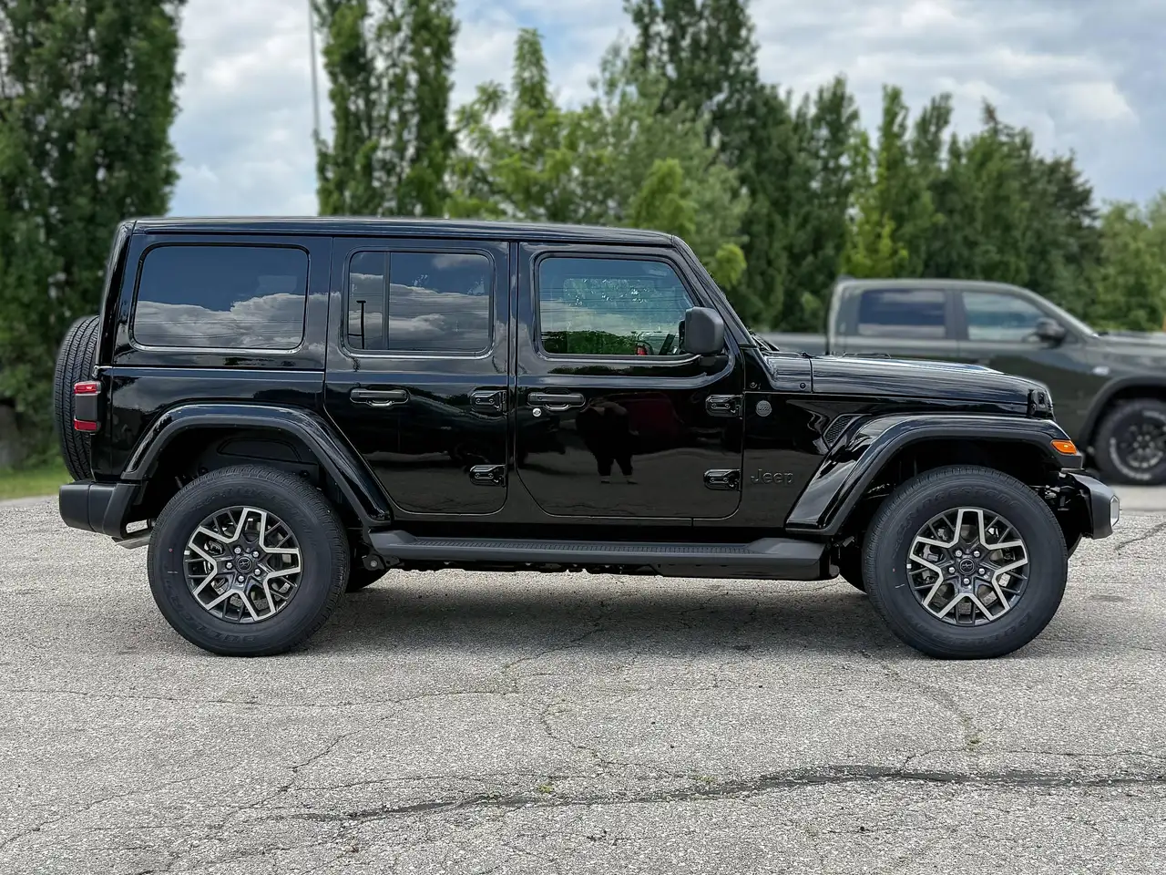 Jeep Wrangler photo Jeep Wrangler